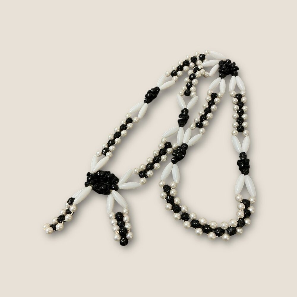 Vintage Estate Black & White Beaded Necklace With  Faux Pearl Accents